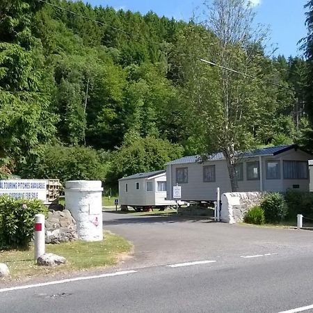 קומרי West Lodge Caravan Park מראה חיצוני תמונה